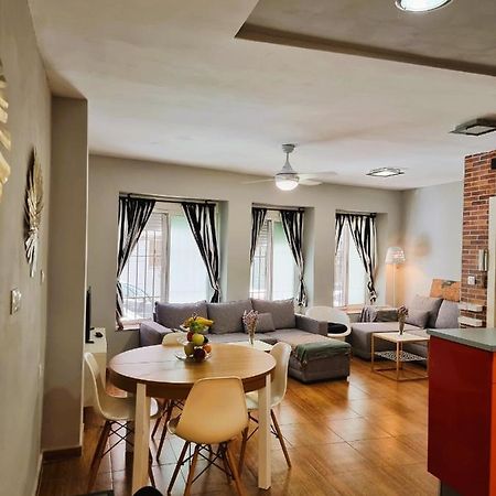 Claudia Tourist Apartment Alicante Exterior photo